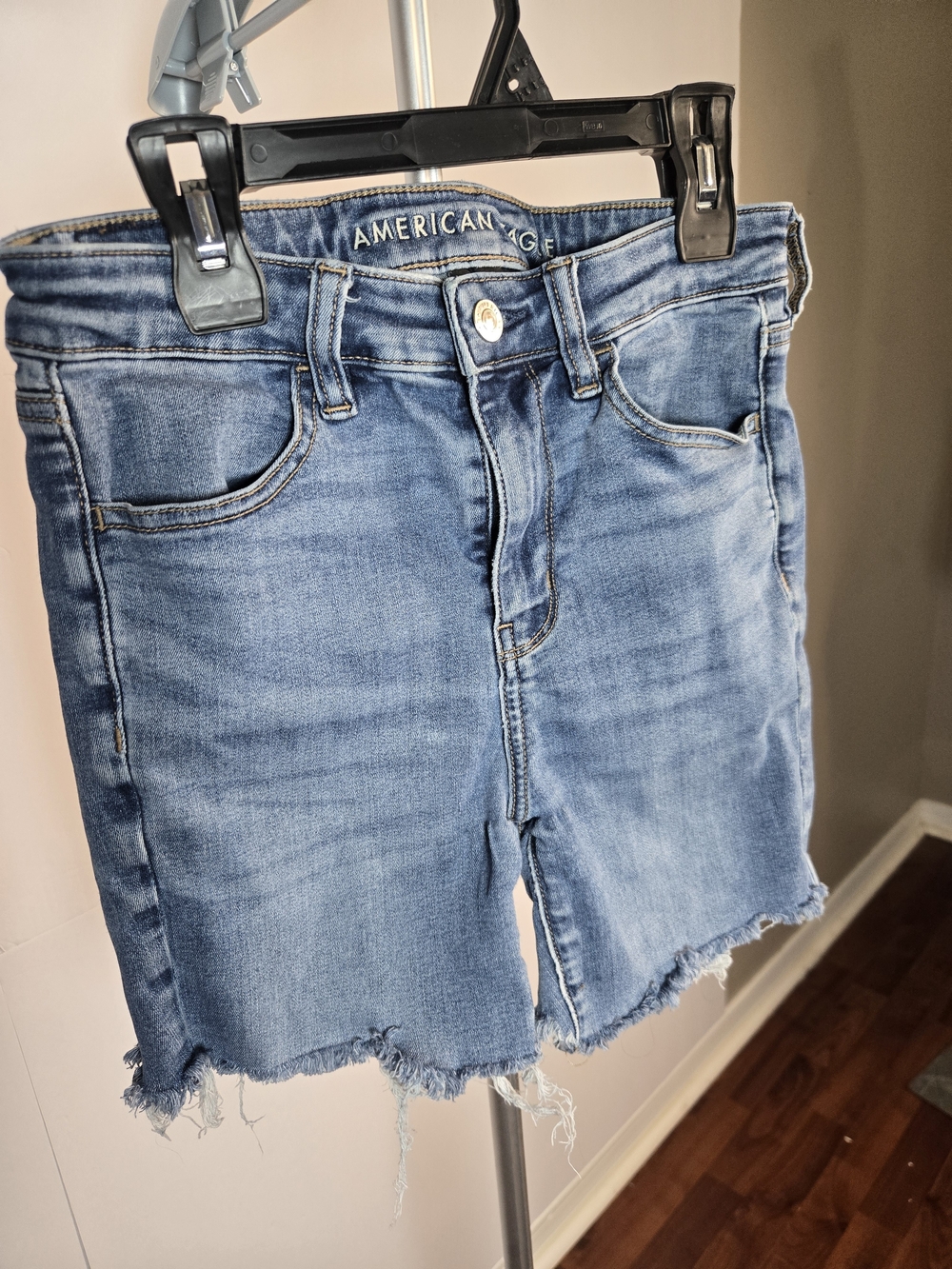 American Eagle Outfitters Light Blue Denim Frayed Hem Women's Shorts